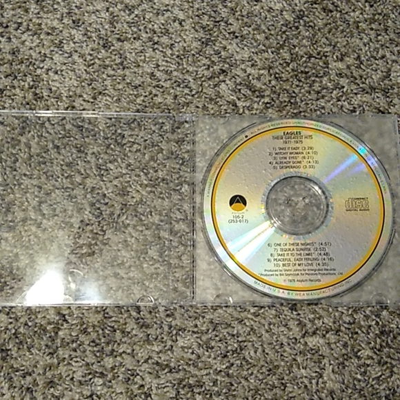 The Eagles "Their Greatest Hits" CD (Missing Cover) - Picture 3 of 3